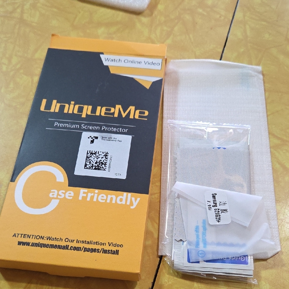 #12 NiqueMe Premium Screen Protector - Yellow and Black